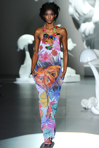 Sessilee Lopez featured in  the Dolores Cortés fashion show for Spring/Summer 2012