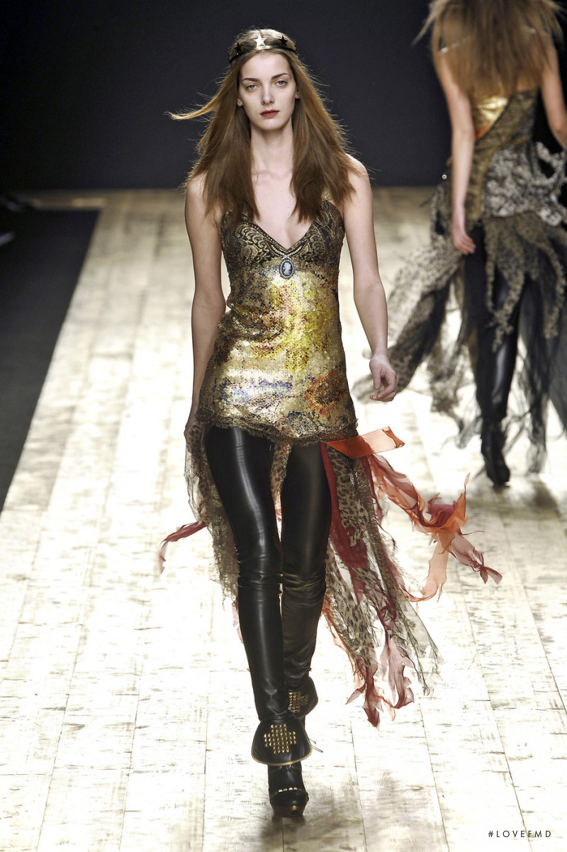 Denisa Dvorakova featured in  the Angelo Marani fashion show for Autumn/Winter 2009