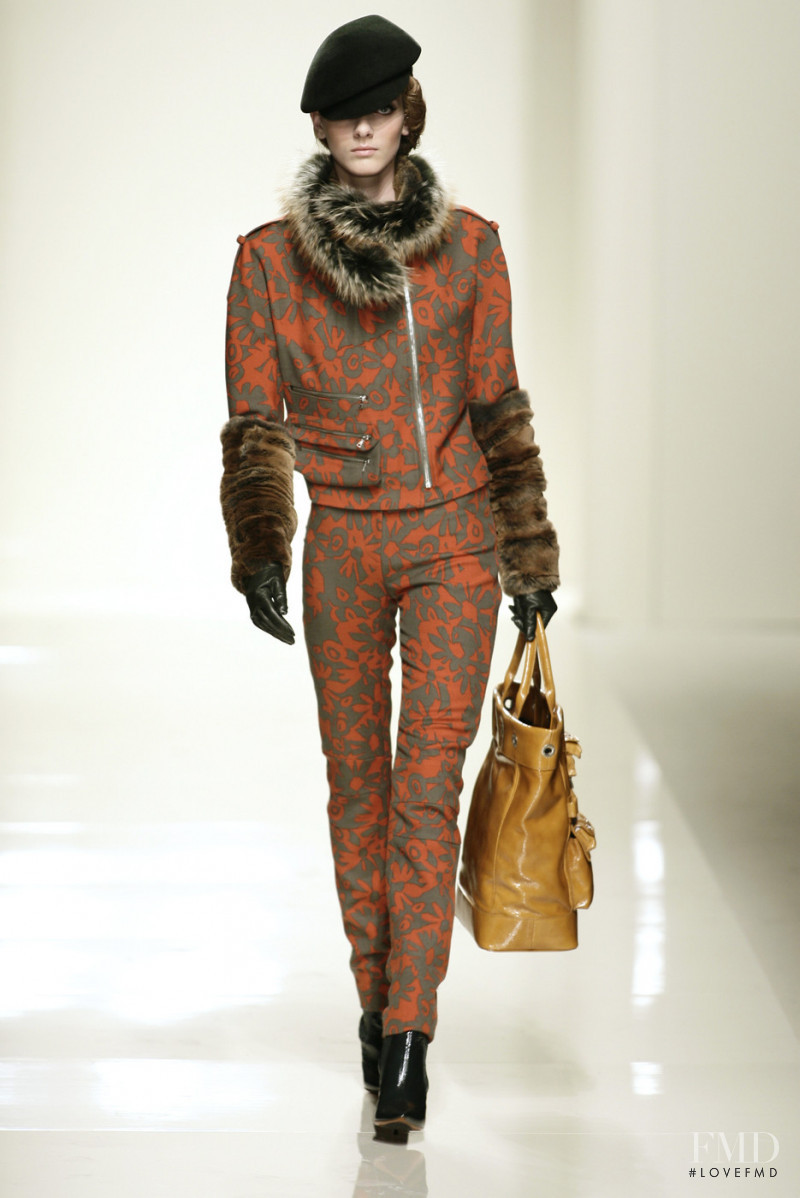 Denisa Dvorakova featured in  the Pollini fashion show for Autumn/Winter 2007