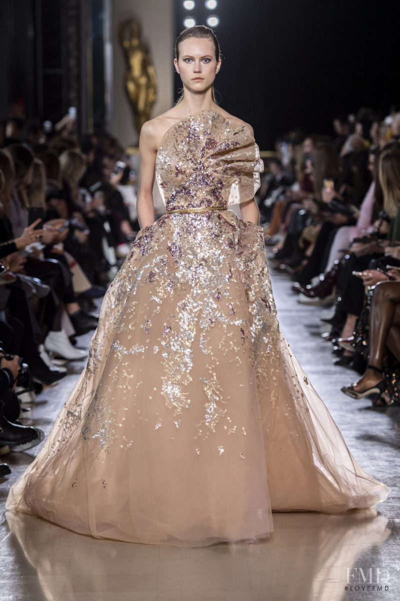 Julie Hoomans featured in  the Elie Saab Couture fashion show for Spring/Summer 2019