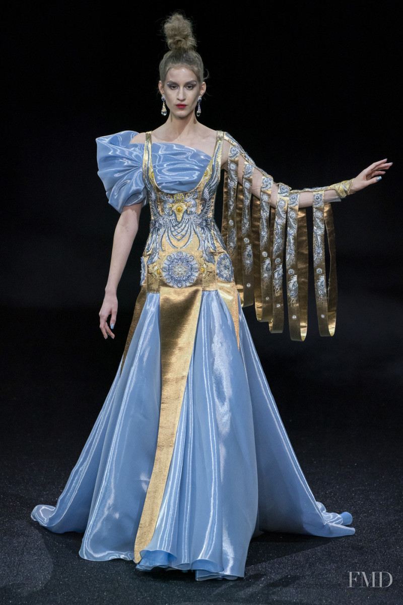 Guo Pei fashion show for Spring/Summer 2019