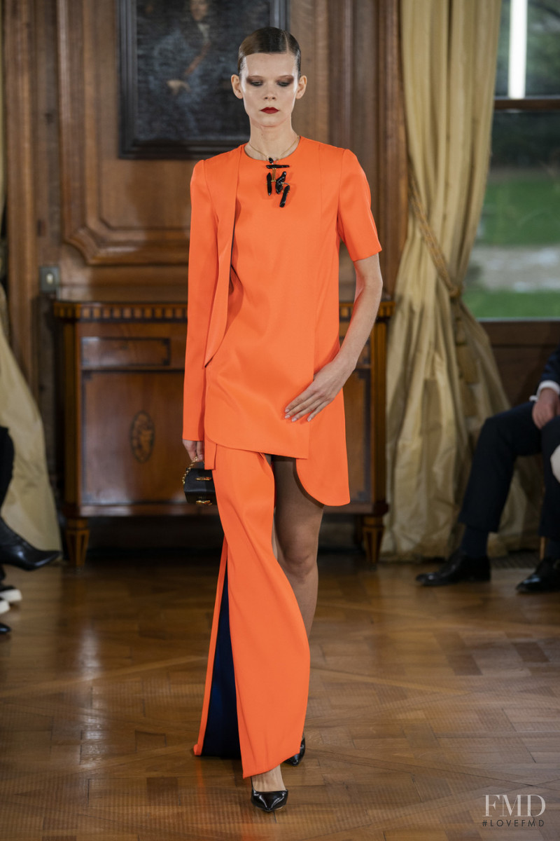 Irina Kravchenko featured in  the Ronald van der Kemp fashion show for Spring/Summer 2019