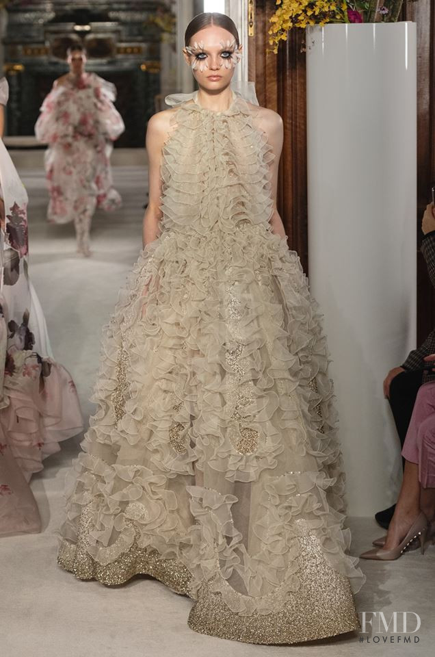 Fran Summers featured in  the Valentino Couture fashion show for Spring/Summer 2019