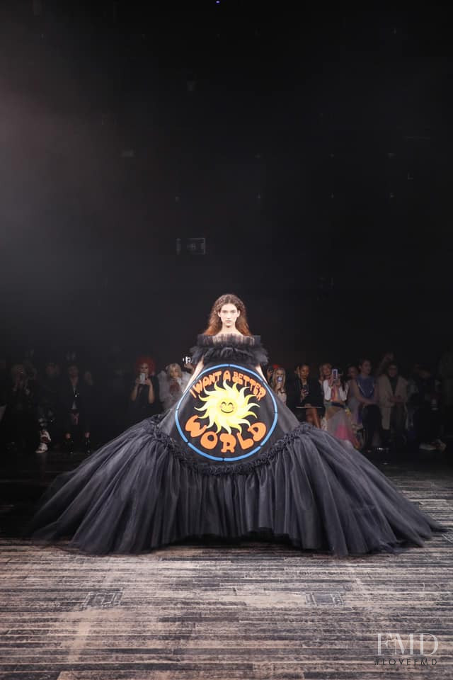 Zwaantje Bijl featured in  the Viktor & Rolf fashion show for Spring/Summer 2019