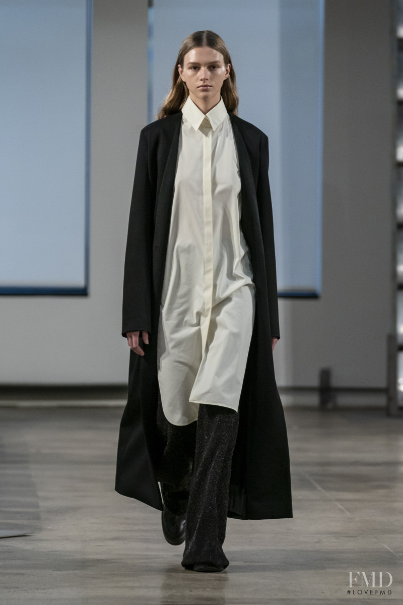 Natalie Ogg featured in  the The Row fashion show for Autumn/Winter 2019