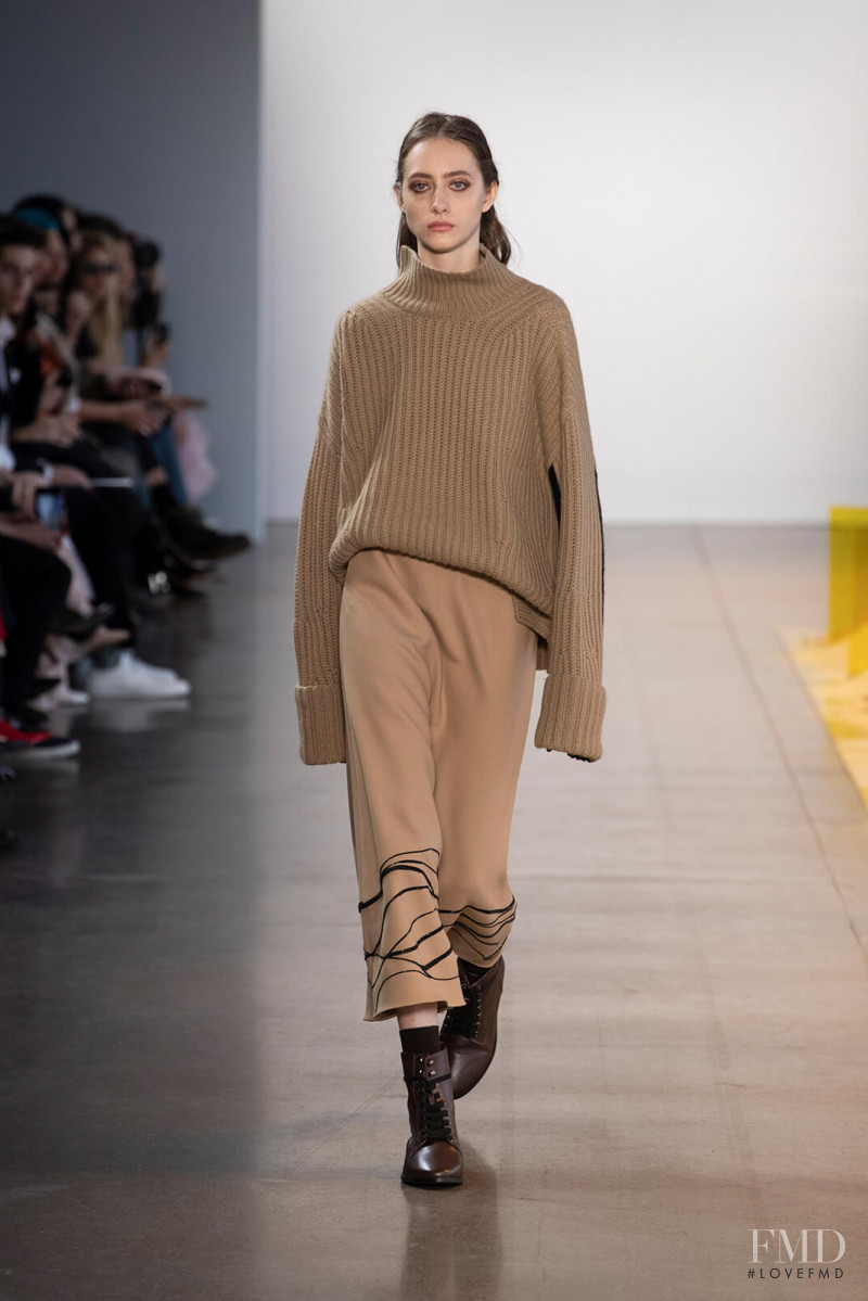 Lia Pavlova featured in  the Noon By Noor fashion show for Autumn/Winter 2019