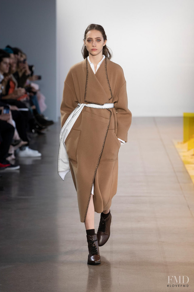 Lia Pavlova featured in  the Noon By Noor fashion show for Autumn/Winter 2019