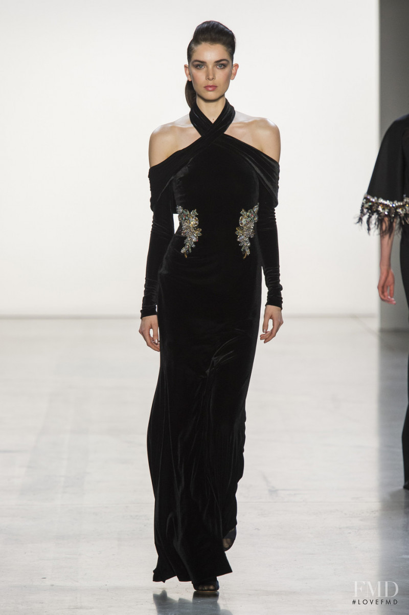 Badgley Mischka fashion show for Autumn/Winter 2019