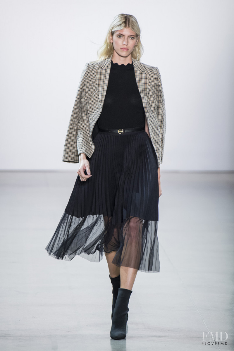 Devon Windsor featured in  the Elie Tahari fashion show for Autumn/Winter 2019