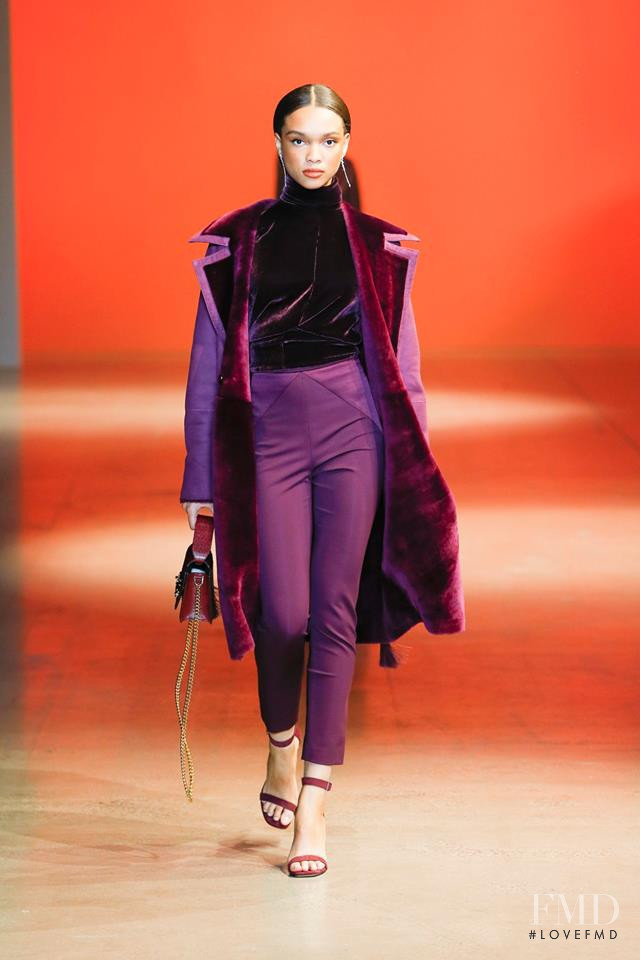 Samantha Archibald featured in  the Cushnie Et Ochs fashion show for Autumn/Winter 2019