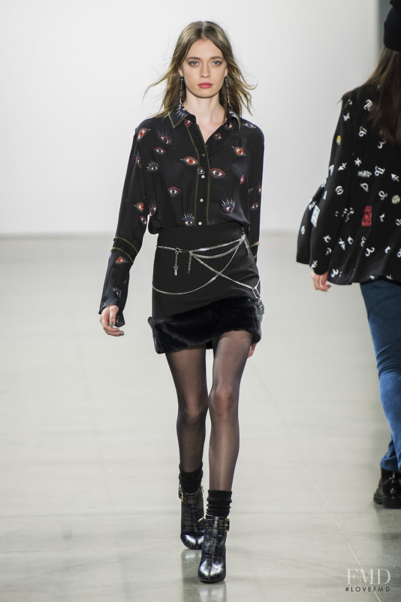 Lila Flowers featured in  the Nicole Miller fashion show for Autumn/Winter 2019