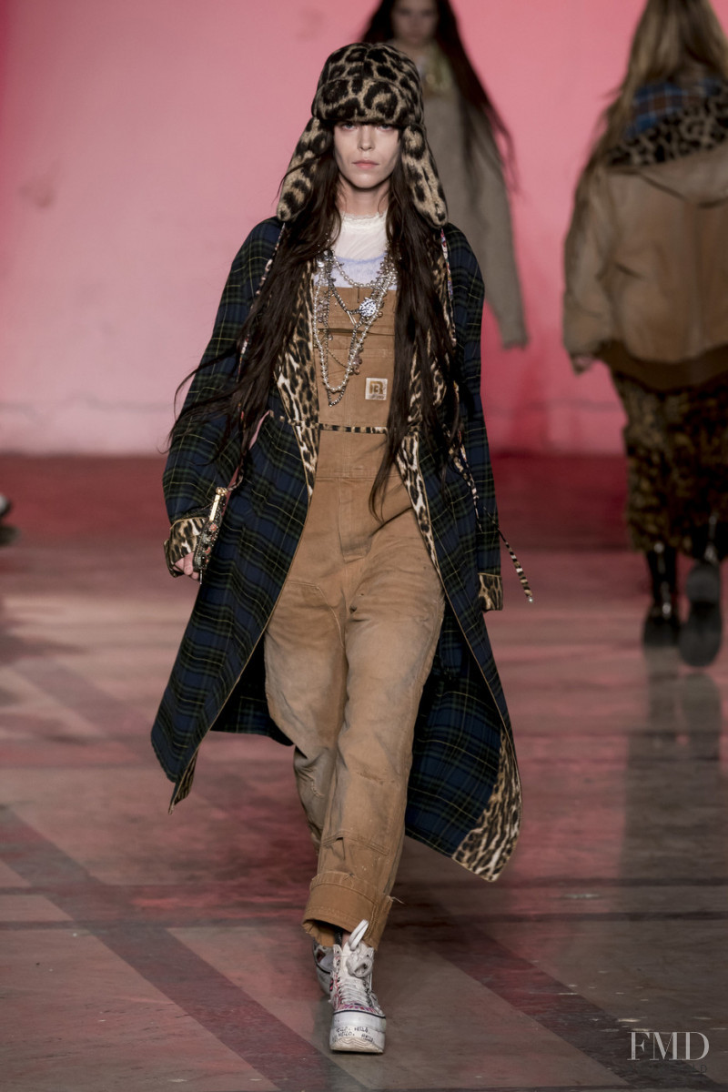Meghan Collison featured in  the R13 fashion show for Autumn/Winter 2019