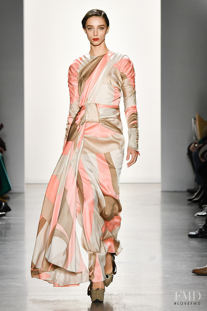 Larissa Marchiori featured in  the Son Jung Wan fashion show for Autumn/Winter 2019