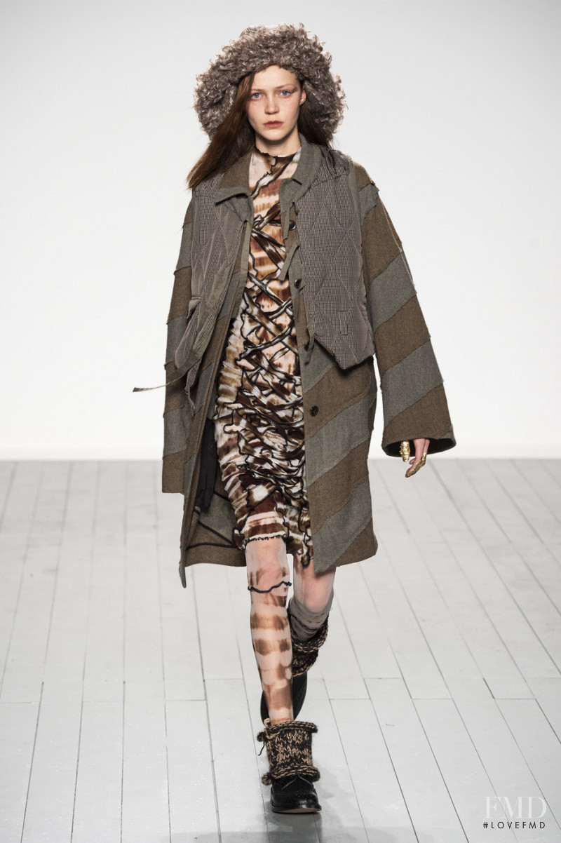 Anniek Verfaille featured in  the Asai fashion show for Autumn/Winter 2019