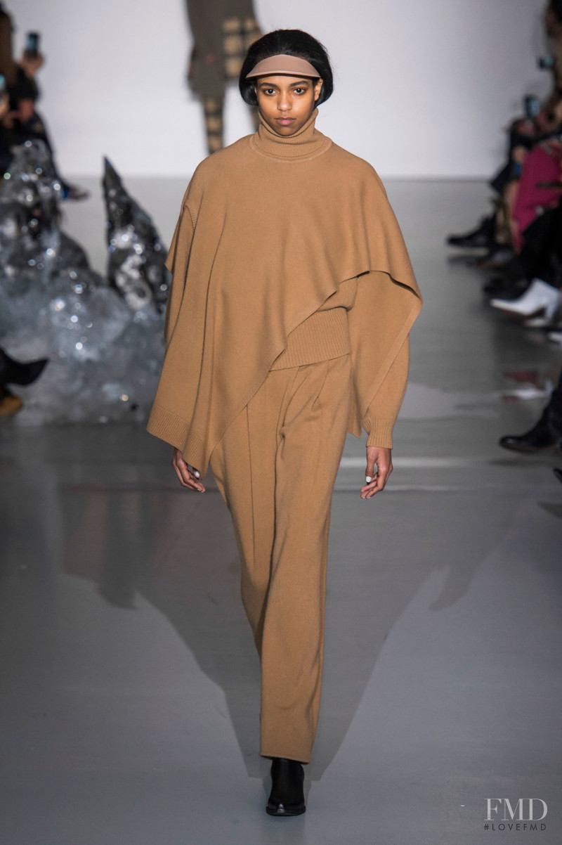 Carmen Amare featured in  the Pringle of Scotland fashion show for Autumn/Winter 2019