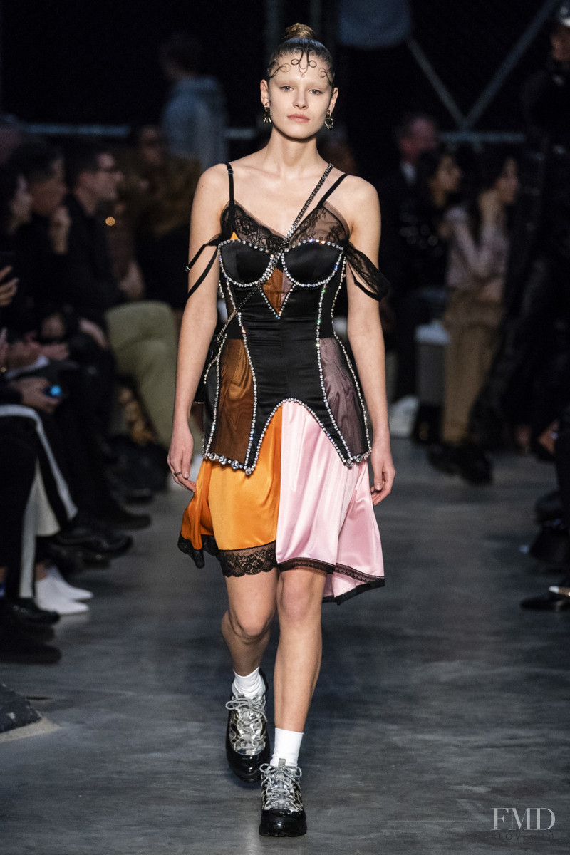 Johanna Theresa Schapfeld featured in  the Burberry fashion show for Autumn/Winter 2019