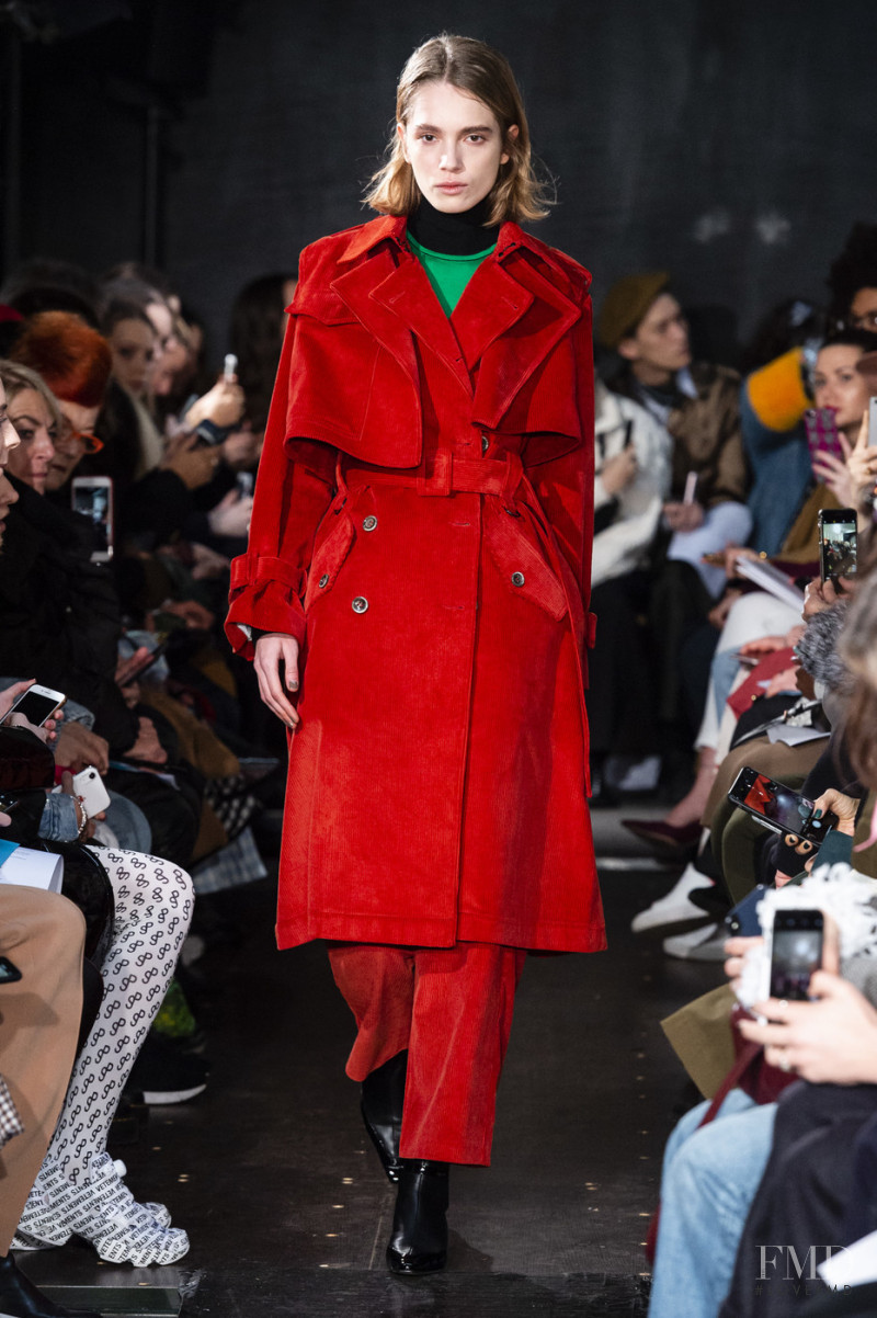 Julie Trichot featured in  the Eudon Choi fashion show for Autumn/Winter 2019