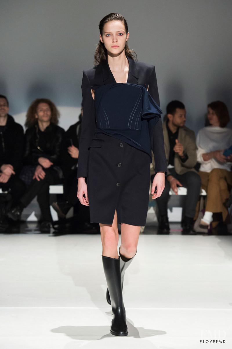 Anniek Verfaille featured in  the Hussein Chalayan fashion show for Autumn/Winter 2019