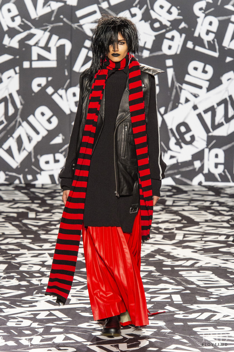 Izzue fashion show for Autumn/Winter 2019