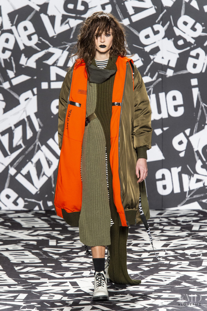 Izzue fashion show for Autumn/Winter 2019