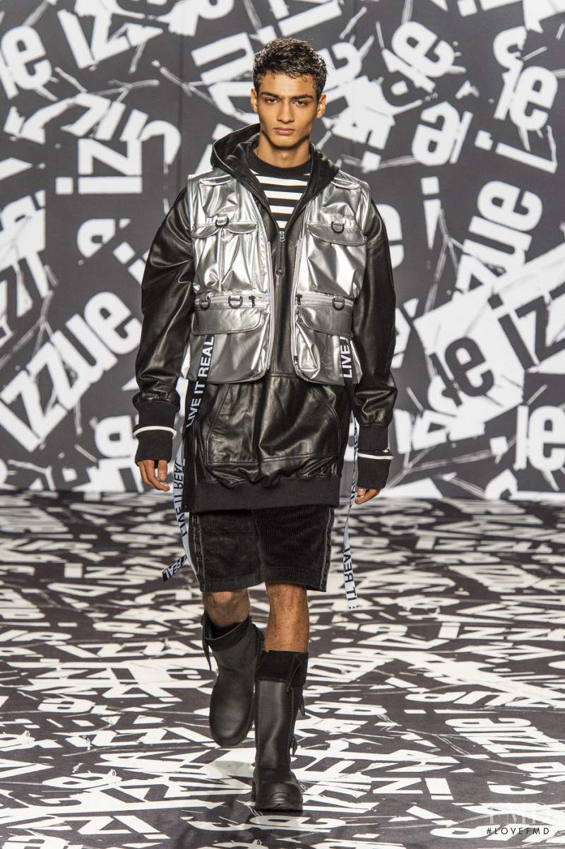 Izzue fashion show for Autumn/Winter 2019