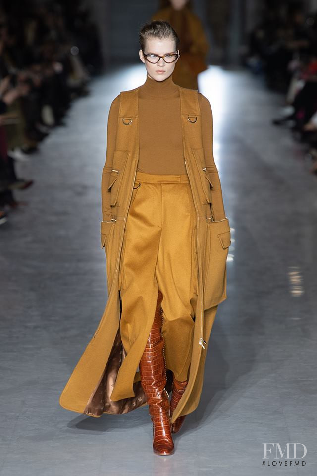 Sara Eirud featured in  the Max Mara fashion show for Autumn/Winter 2019