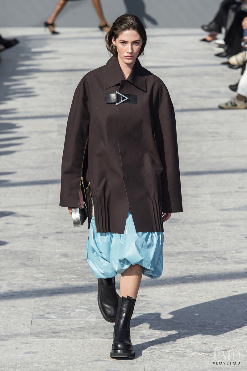 Zelda Heloise Smyth featured in  the Bottega Veneta fashion show for Autumn/Winter 2019