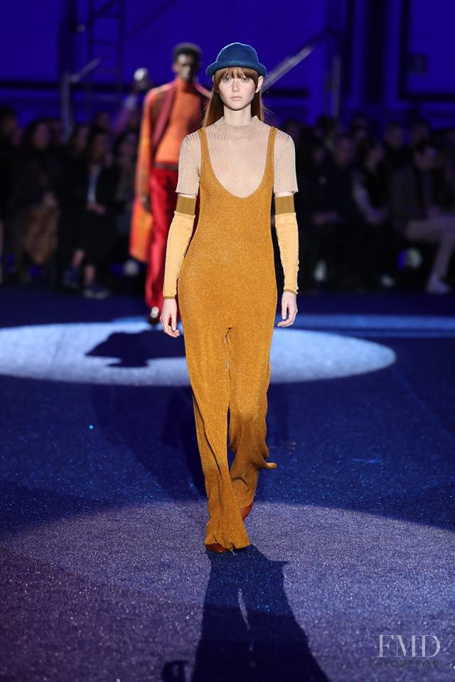 Sara Grace Wallerstedt featured in  the Missoni fashion show for Autumn/Winter 2019