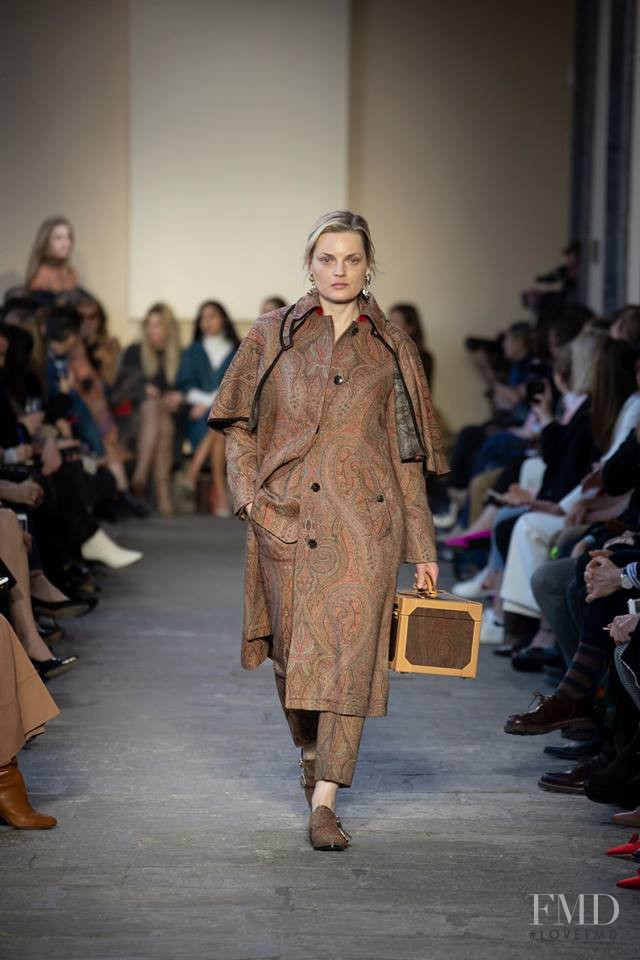 Guinevere van Seenus featured in  the Etro fashion show for Autumn/Winter 2019