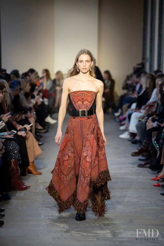 Rebecca Leigh Longendyke featured in  the Etro fashion show for Autumn/Winter 2019