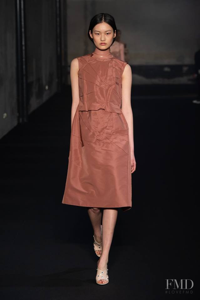 Xu Xiao Qian featured in  the N° 21 fashion show for Autumn/Winter 2019