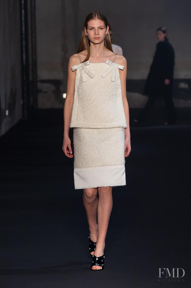 Deirdre Firinne featured in  the N° 21 fashion show for Autumn/Winter 2019