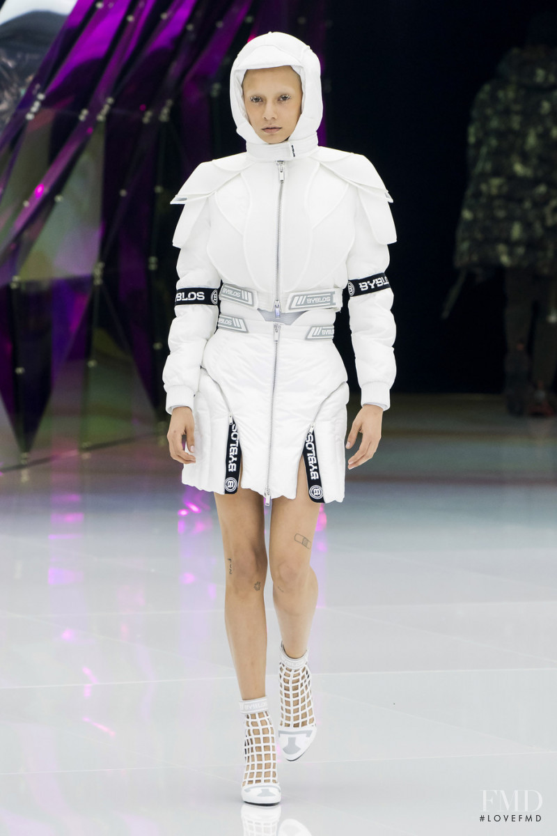 Jazzelle Zanaughtti featured in  the byblos fashion show for Autumn/Winter 2019