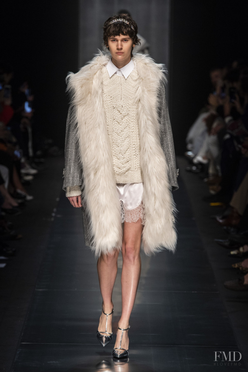 Jamily Meurer Wernke featured in  the Ermanno Scervino fashion show for Autumn/Winter 2019