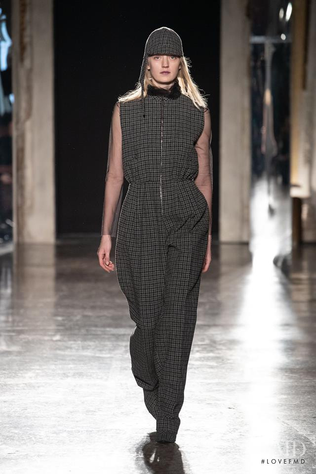 Marie Louwes featured in  the Calcaterra fashion show for Autumn/Winter 2019