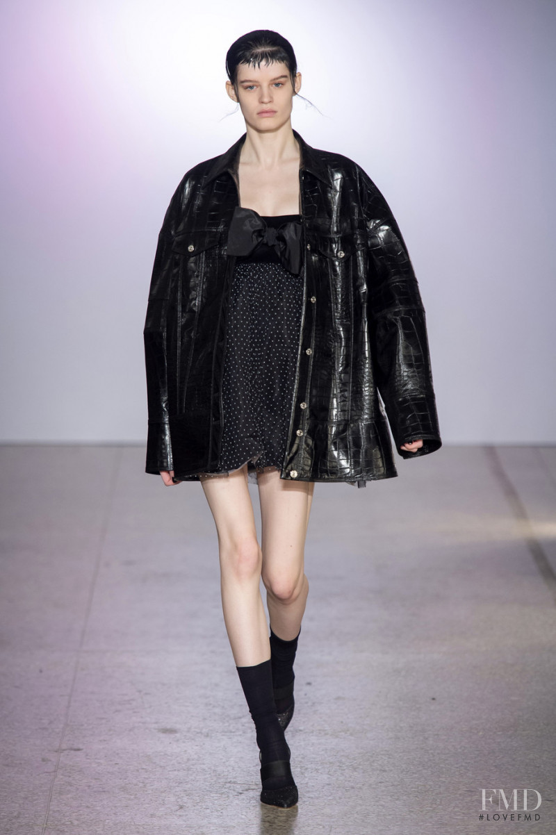 Hannah Elyse featured in  the BROGNANO fashion show for Autumn/Winter 2019