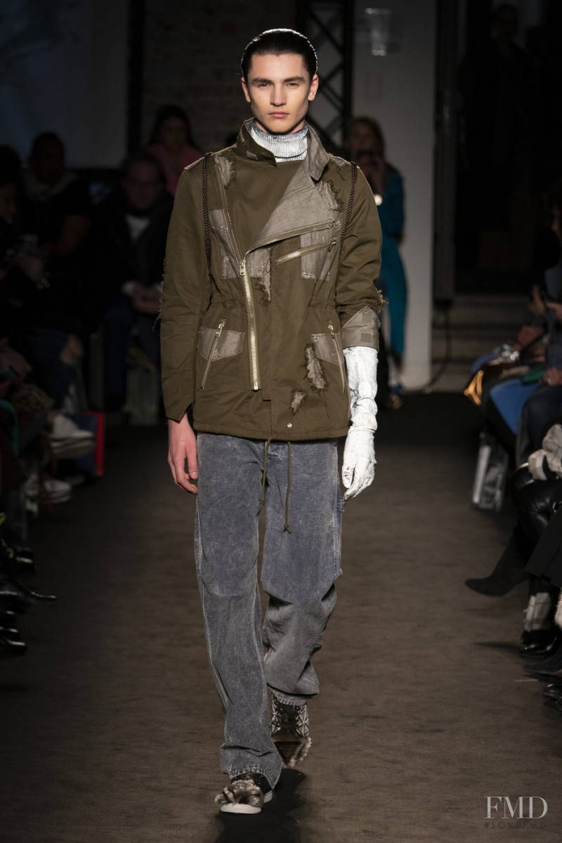 Atsushi Nakashima fashion show for Autumn/Winter 2019