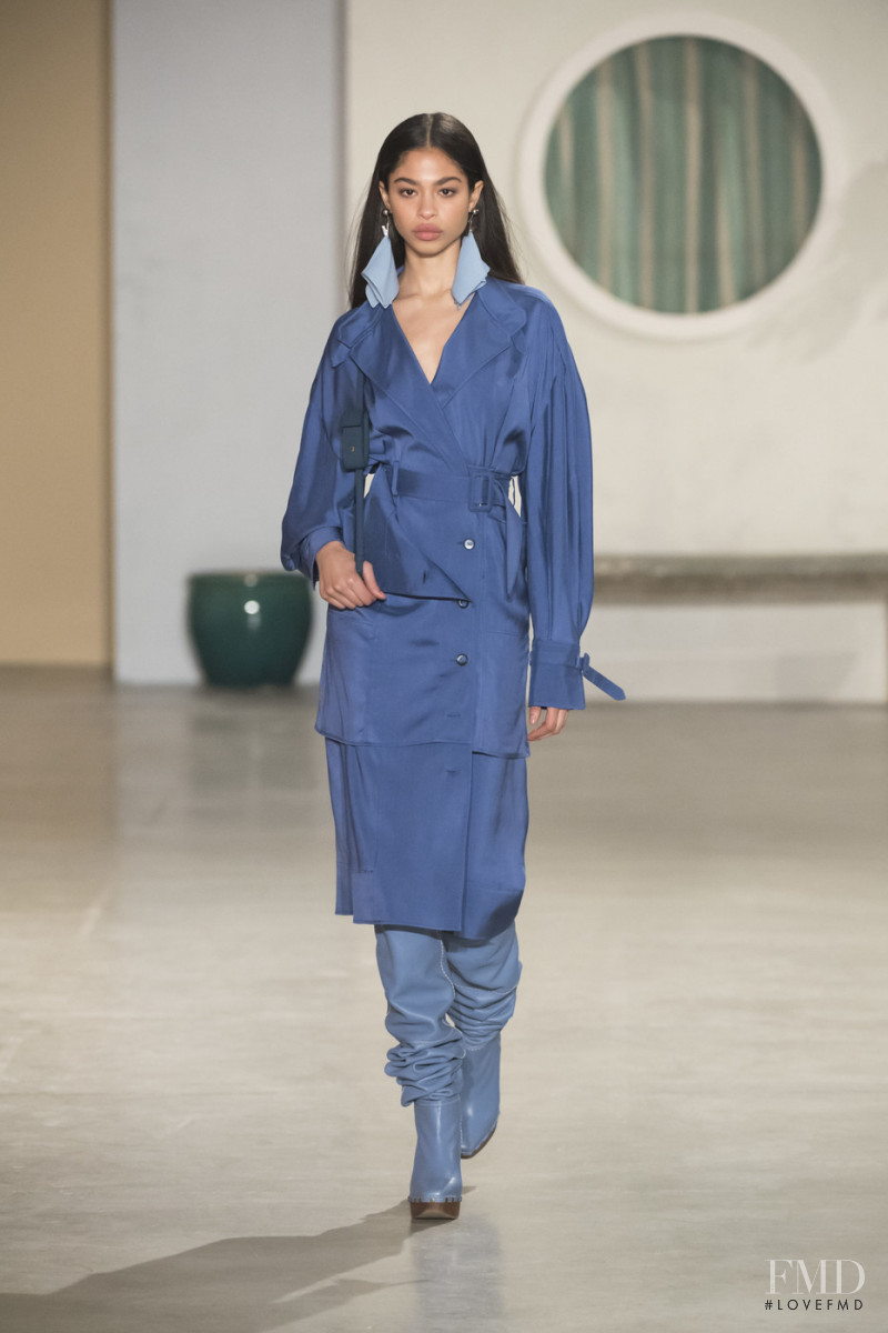Zoe Thaets featured in  the Jacquemus fashion show for Autumn/Winter 2019