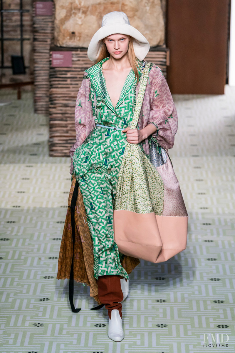 Aivita Muze featured in  the Lanvin fashion show for Autumn/Winter 2019