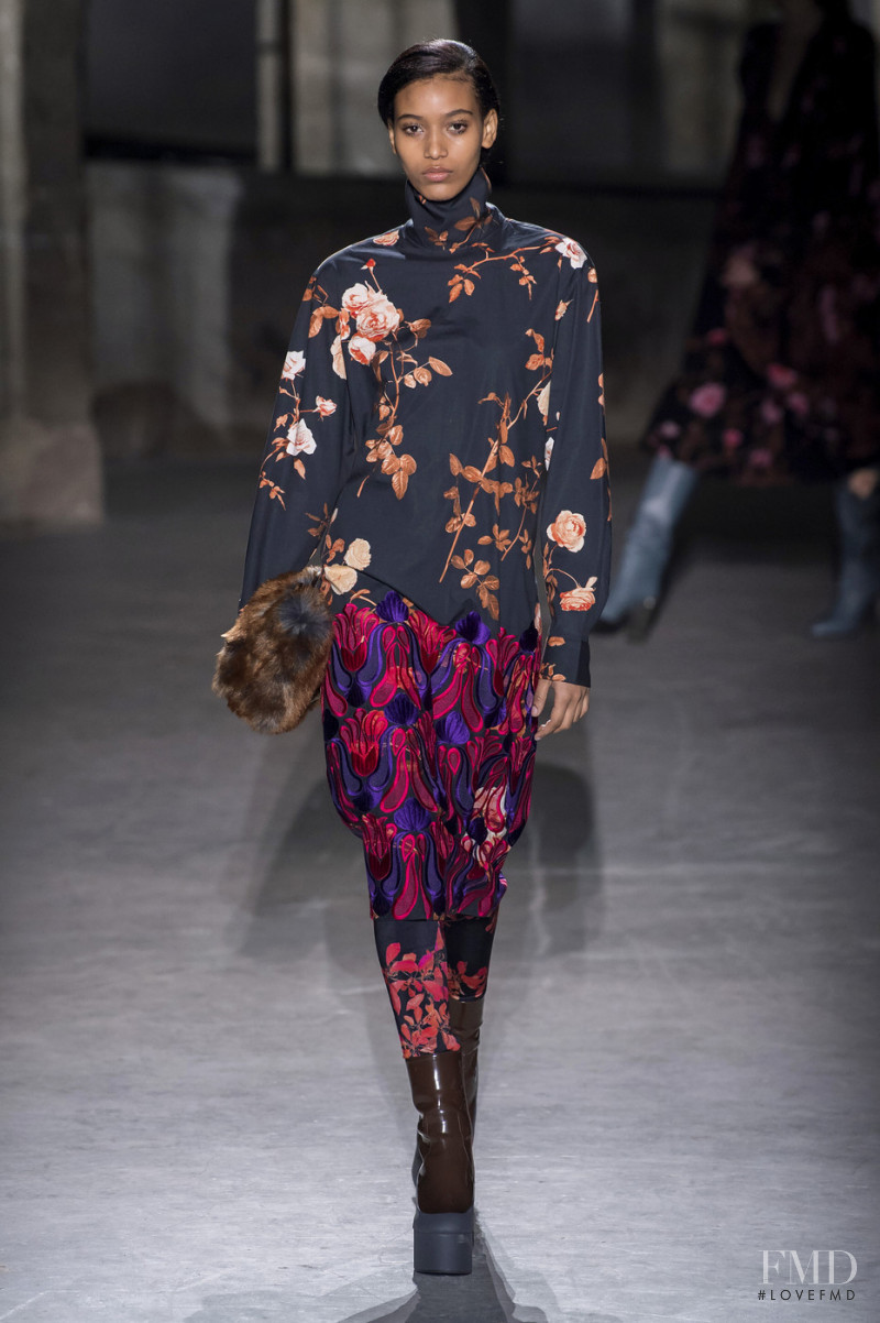 Manuela Sanchez featured in  the Dries van Noten fashion show for Autumn/Winter 2019