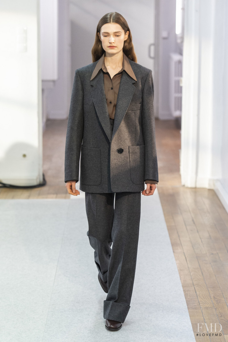 Laura Schoenmakers featured in  the Christophe Lemaire fashion show for Autumn/Winter 2019