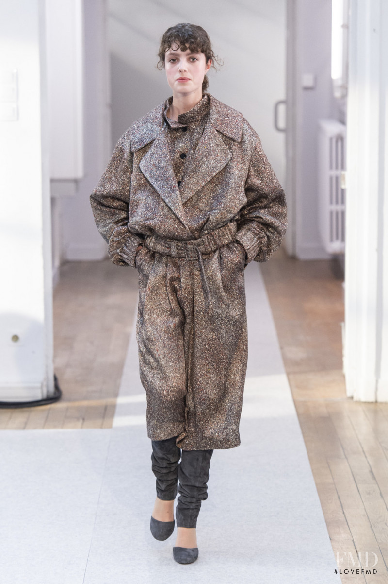 Jill Charlot Kooren featured in  the Christophe Lemaire fashion show for Autumn/Winter 2019