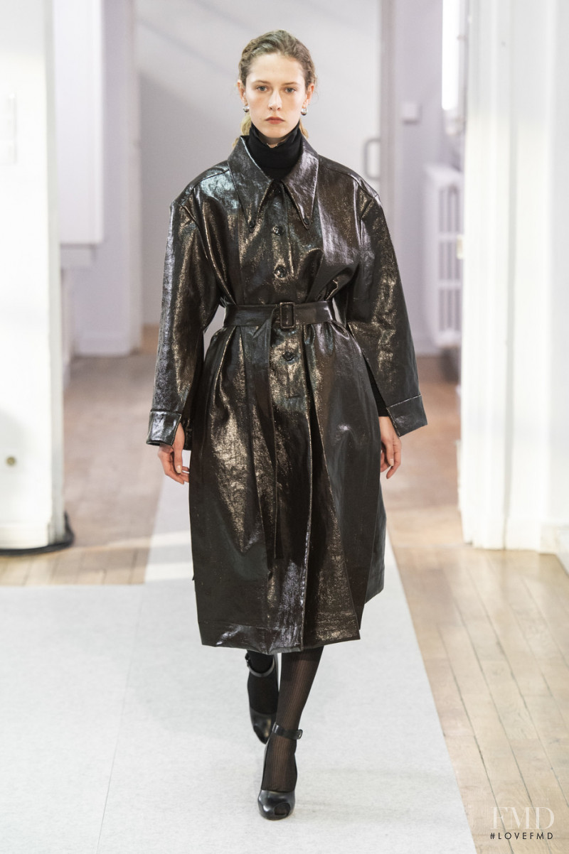 Maria Zakrzewska featured in  the Christophe Lemaire fashion show for Autumn/Winter 2019