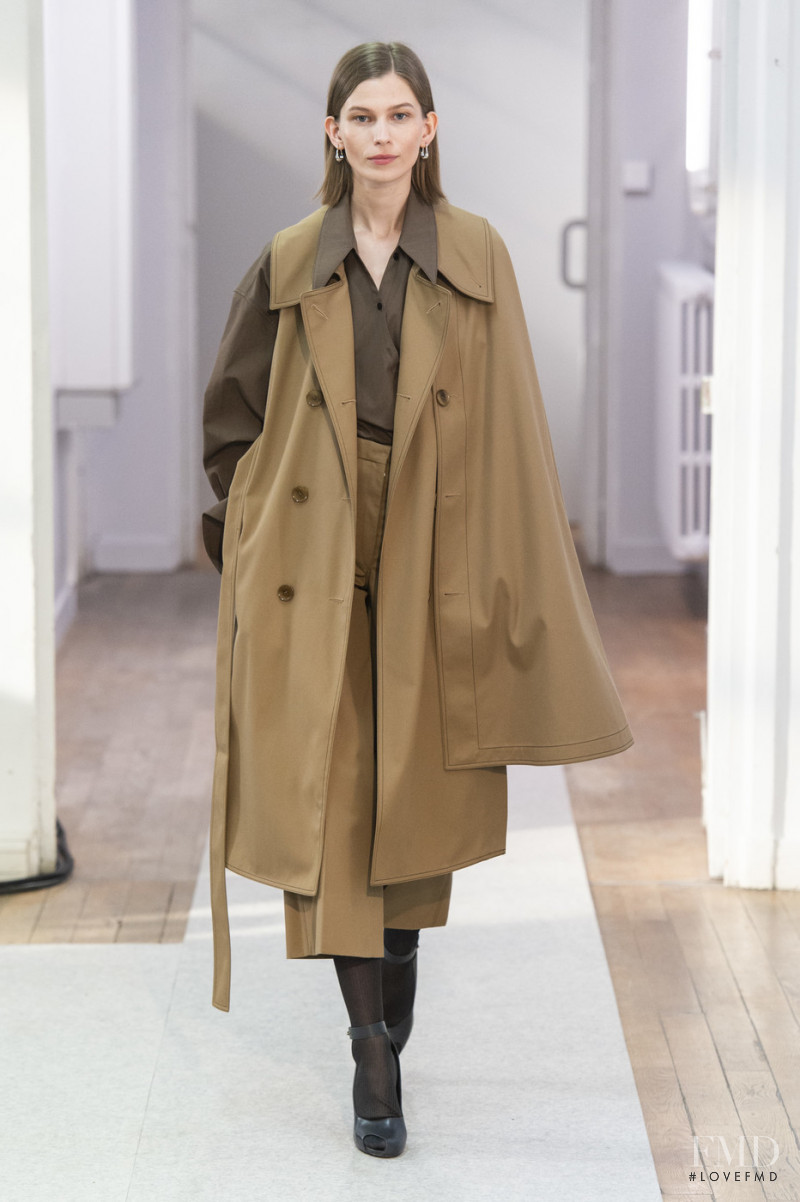 Monika Sawicka featured in  the Christophe Lemaire fashion show for Autumn/Winter 2019