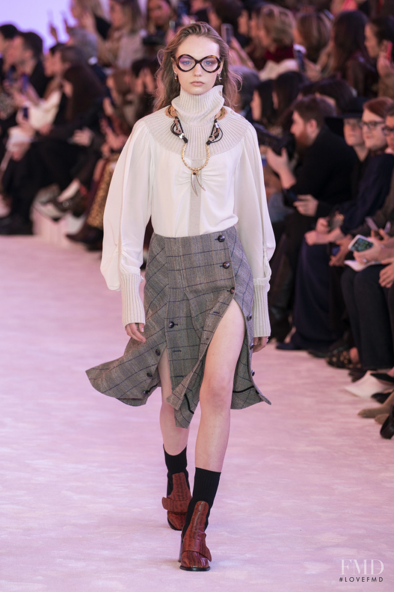 Fran Summers featured in  the Chloe fashion show for Autumn/Winter 2019
