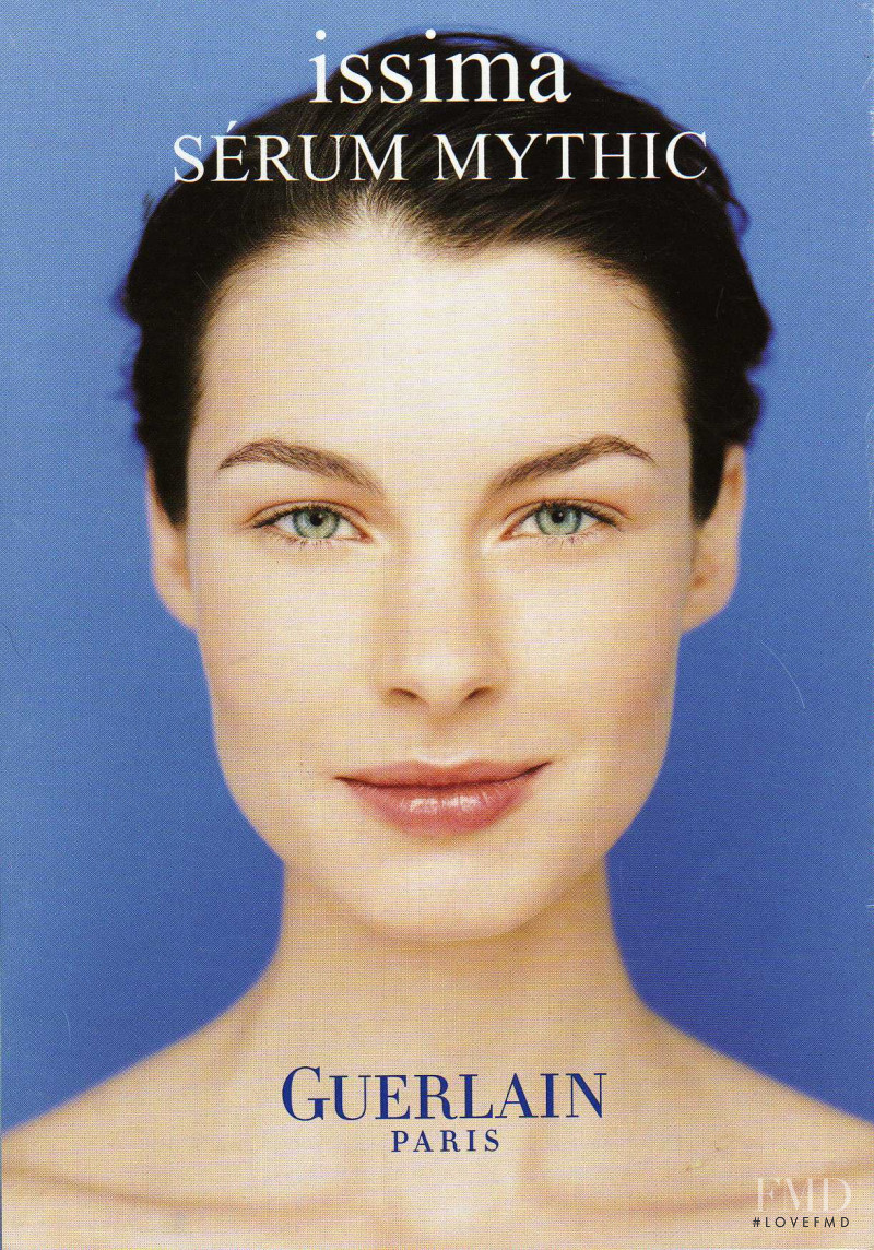 Connie Houston featured in  the Guerlain Issima advertisement for Spring/Summer 2000