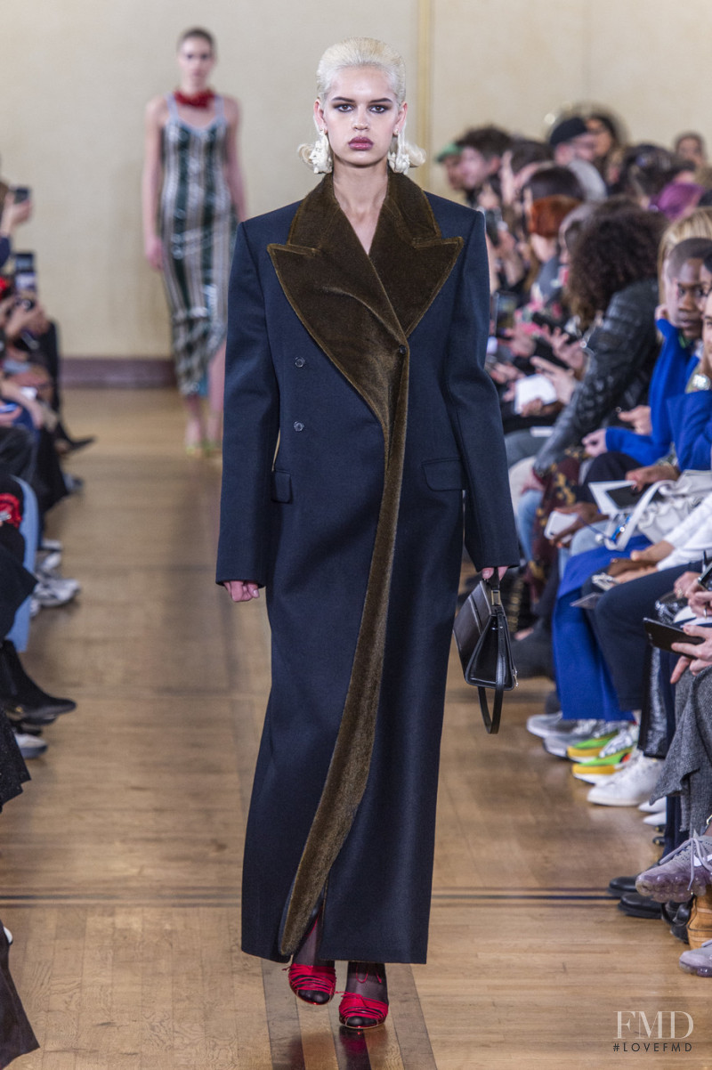 Leelou Vignoble featured in  the Y/Project fashion show for Autumn/Winter 2019