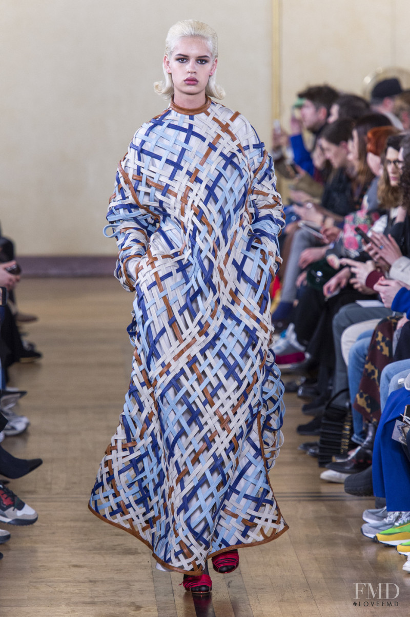 Leelou Vignoble featured in  the Y/Project fashion show for Autumn/Winter 2019