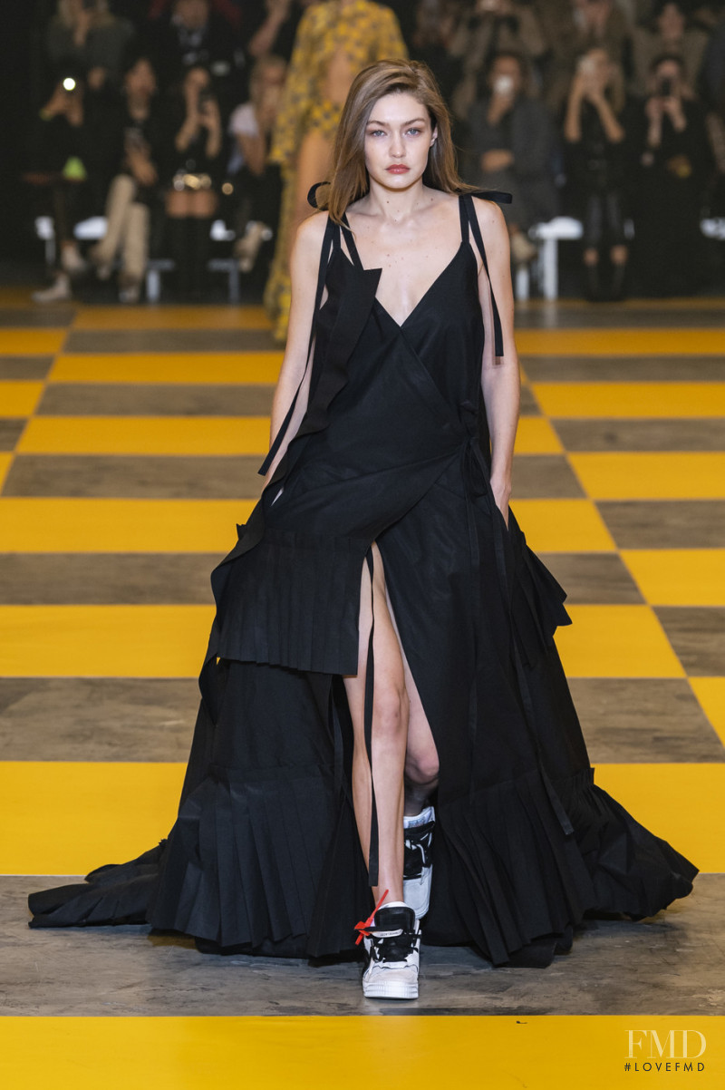 Gigi Hadid featured in  the Off-White fashion show for Autumn/Winter 2019