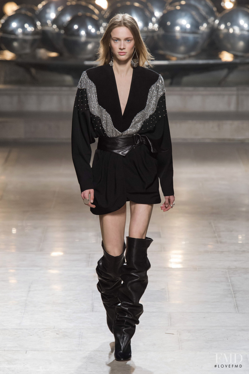 Sarah Dahl featured in  the Isabel Marant fashion show for Autumn/Winter 2019
